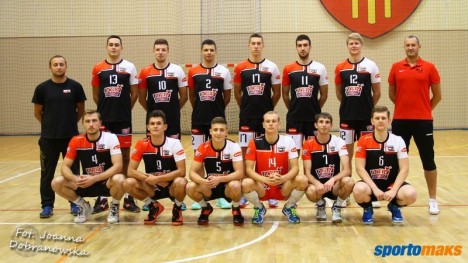 Górny rząd od lewej: Tomasz Jaworski, Konrad Stajer, Dawid Konieczny, Paweł Samborki, Jakub Zmarz, Marcin Góra, Wiktor Wysocki, Robert Banaszak. Dolny rząd od lewej: Szymon Ściślak, Roman Kącki, Mateusz Jarzyna, Bartosz Luks, Maciej Grajoszek, Jakub Habel. Fot. Joanna Dobranowska